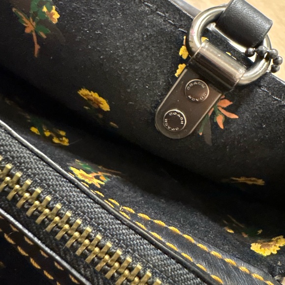 Coach 1941 Rogue 30 Pyramid Eye - Picture 6 of 13